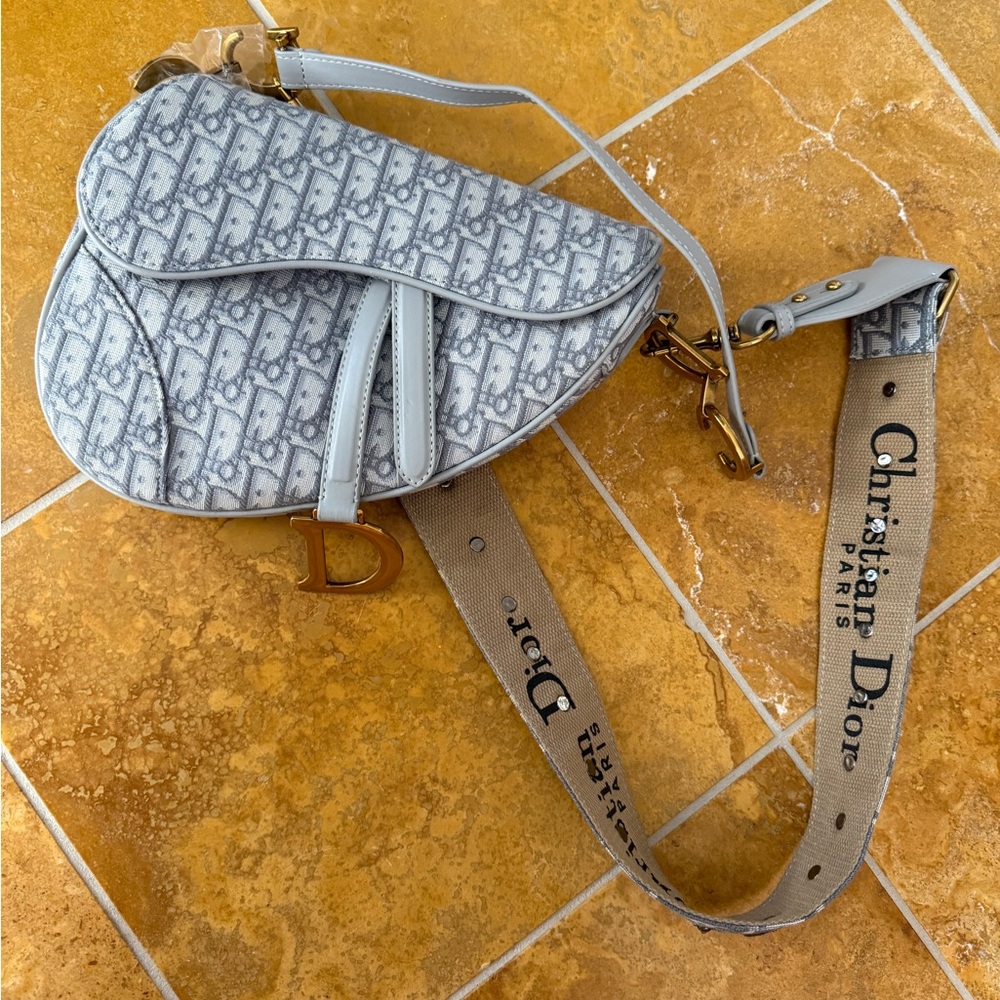 Fashion Logo Crossbody with Matching Strap